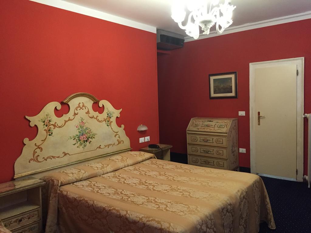 Hotel Malibran Venezia Camera foto